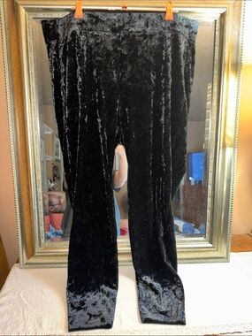 Torrid Black Crushed Velvet Leggings w/ Pockets - NWOT Size 3X